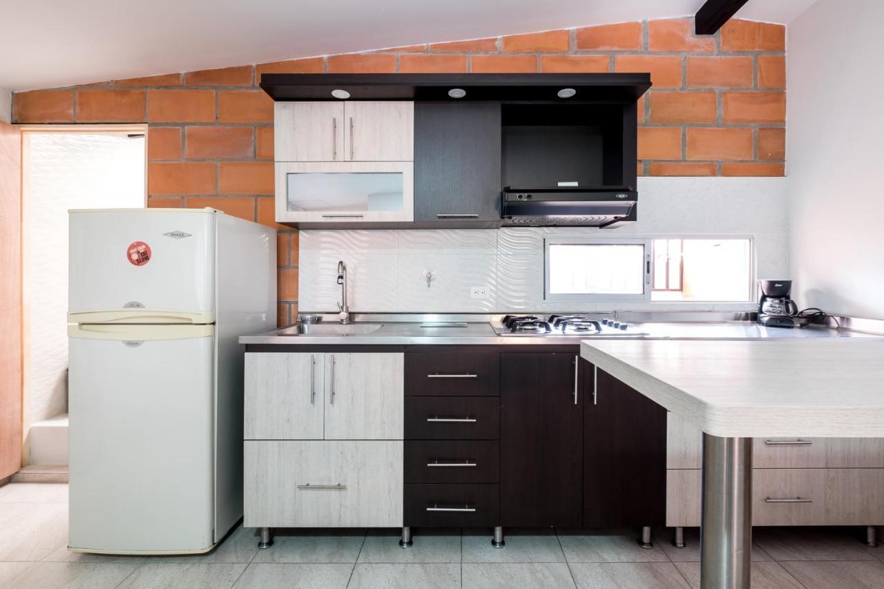 Medellin Backpacker Hostel Екстер'єр фото