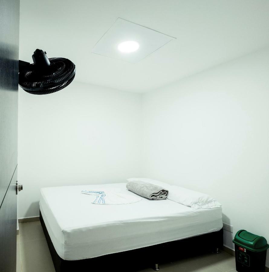 Medellin Backpacker Hostel Екстер'єр фото